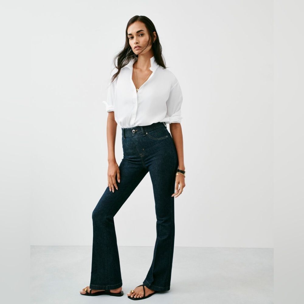 SPANX Shape Flare Jeans Size XL